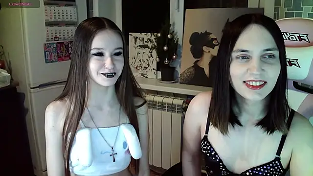 BlackHe4rts  online show from December 2024 05:37:02 PM