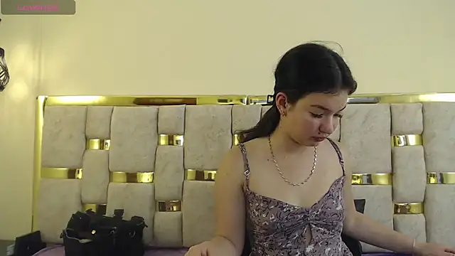 lilimini032 online show from January 2025 06:06:01 PM