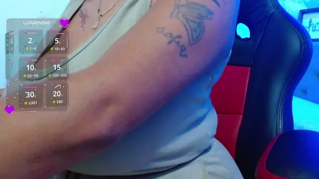 violletha online show from October 2025 12:39:02 PM