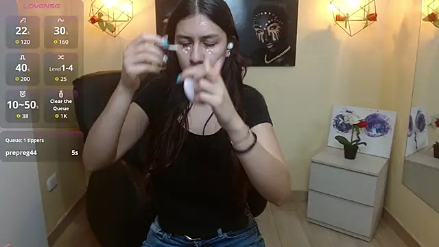 Lita Rogers online show from November 2025 01:21:02 PM