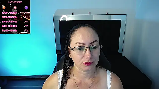 milly sanchez online show from March 2025 09:48:02 PM