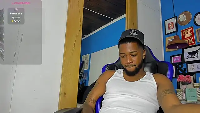 Drake Nassir4 online show from October 2025 09:15:01 PM