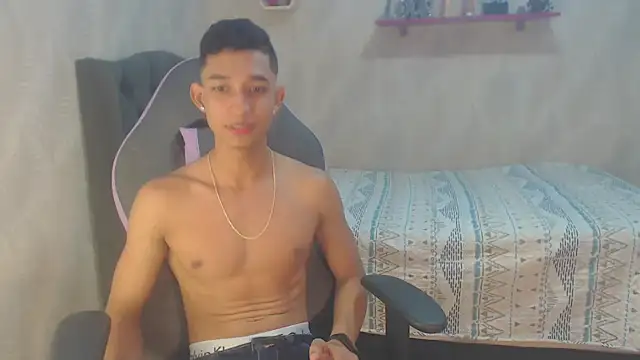 Snapshot of jose_sexycumm chatting on January 2025 03:32:02 AM jose sexycumm online show from January 2025 03:32:02 AM