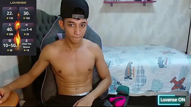 Snapshot of jose_sexycumm chatting on March 2025 08:04:01 PM jose sexycumm online show from March 2025 08:04:01 PM