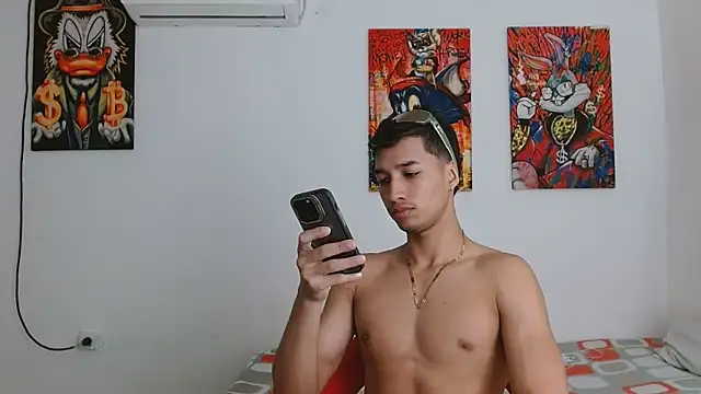 jose sexycumm online show from March 2026 04:33:02 PM