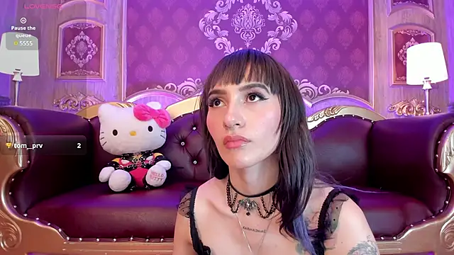 ElectraRaptiis online show from January 2025 11:24:01 PM