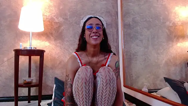 Snapshot of GabyPetit chatting on January 2025 11:10:01 PM GabyPetit online show from January 2025 11:10:01 PM