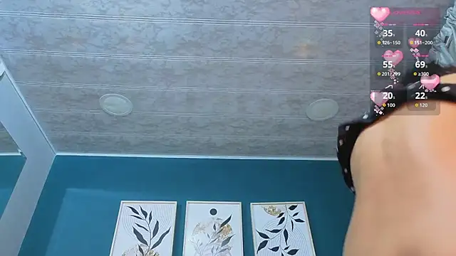 Snapshot of GabyPetit chatting on September 2025 08:19:01 PM GabyPetit online show from September 2025 08:19:01 PM