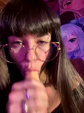 Snapshot of VioletaSubmissive chatting on December 2024 12:19:02 AM VioletaSubmissive online show from December 2024 12:19:02 AM