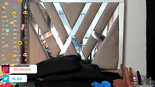 LILITH TORRES1 online show from November 2025 10:19:01 PM