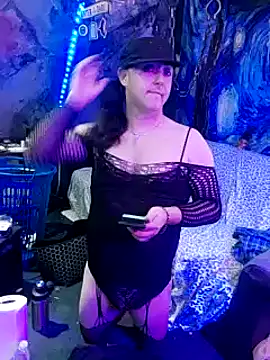 Snapshot of Boo-boo_kittyfux chatting on December 2024 03:09:02 PM Boo-boo kittyfux online show from December 2024 03:09:02 PM