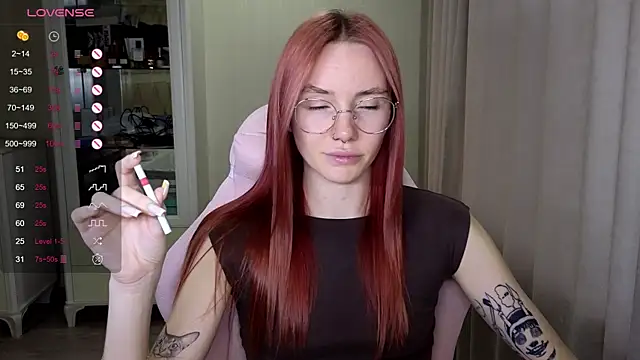 littlevildevil online show from October 2025 10:49:01 AM