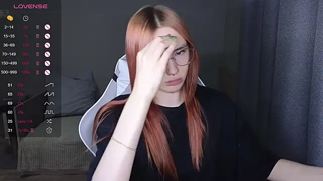 littlevildevil online show from November 2025 10:59:02 AM