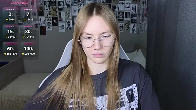 littlevildevil online show from February 2026 11:11:02 AM