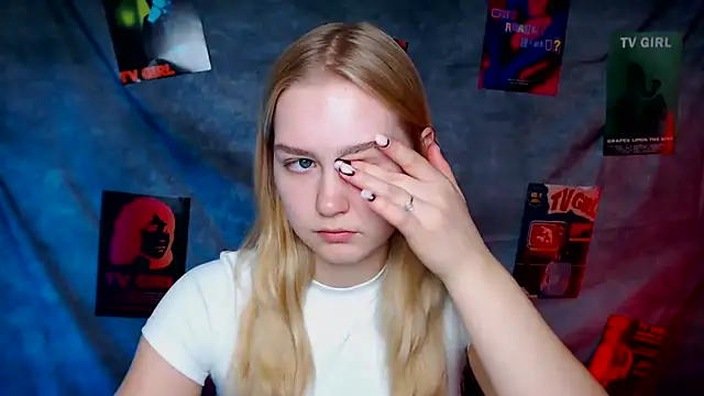 MademoiselleCl online show from November 2025 01:34:02 PM