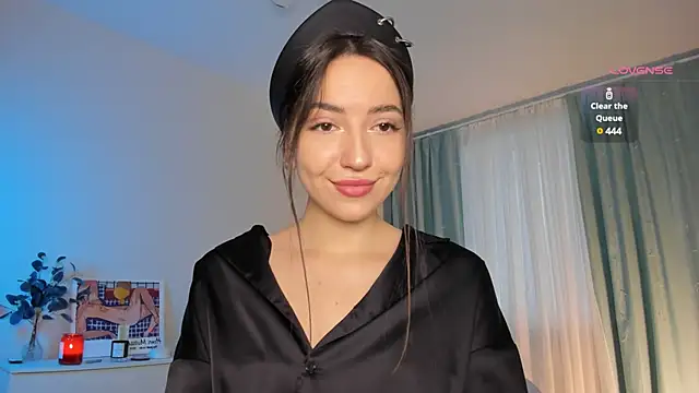 Snapshot of Oh_My_Dianee chatting on January 2025 11:00:02 AM Oh My Dianee online show from January 2025 11:00:02 AM