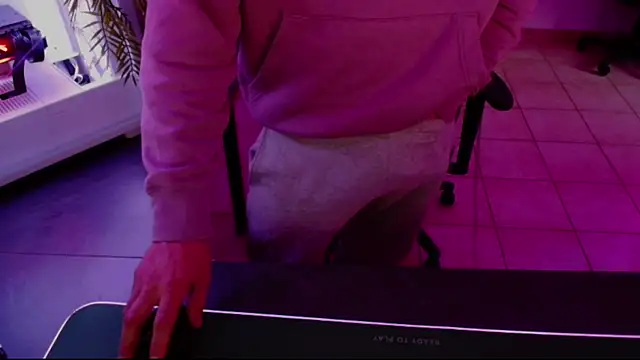 Vlad230323 online show from January 2025 02:35:02 PM