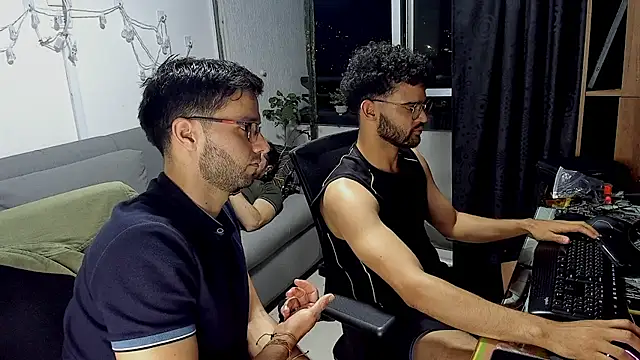 crisandrews online show from February 2025 03:29:02 AM