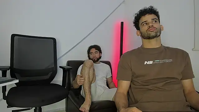 crisandrews online show from October 2025 03:04:02 AM