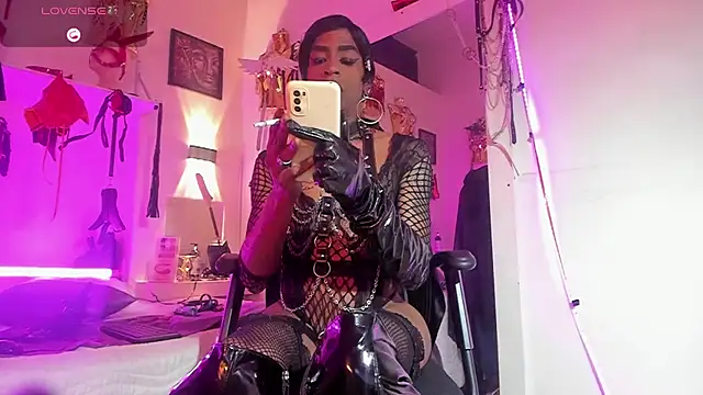 corwindallas24cm online show from November 2025 07:50:02 PM