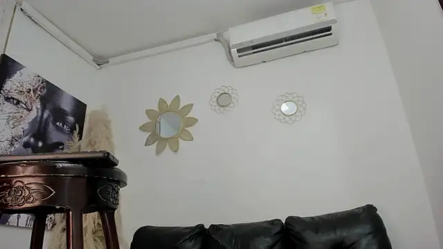 estephany doll online show from February 2026 02:02:02 PM