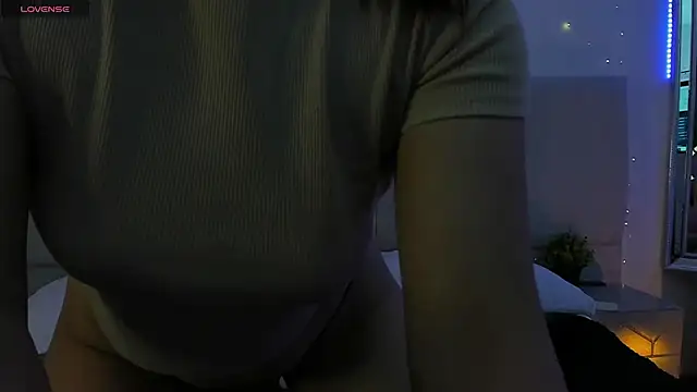 VickyBuunny online show from February 2025 03:42:02 PM