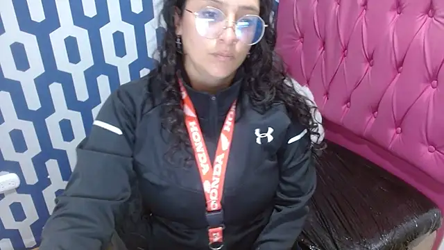 sarax ximena online show from March 2025 09:20:01 PM