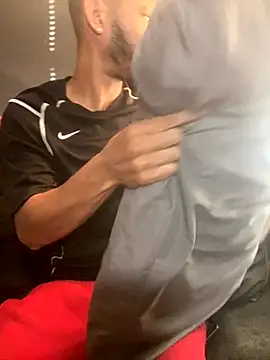 Snapshot of Chico_Bellaco chatting on October 2025 12:39:01 PM Chico Bellaco online show from October 2025 12:39:01 PM