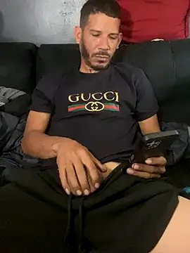 Snapshot of Chico_Bellaco chatting on October 2025 01:46:02 PM Chico Bellaco online show from October 2025 01:46:02 PM