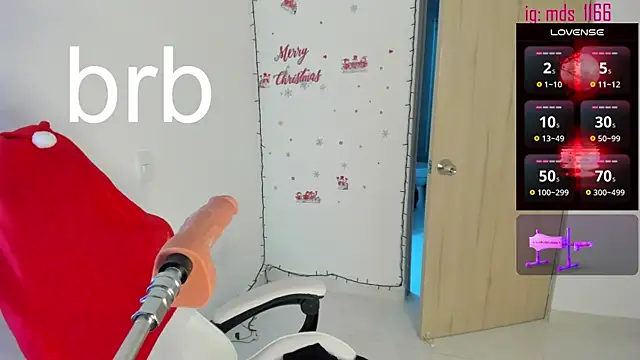 Snapshot of Mia_adams66 chatting on December 2024 12:02:02 AM Mia adams66 online show from December 2024 12:02:02 AM