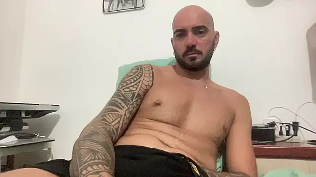 alessandromori91 online show from September 2025 07:24:02 PM