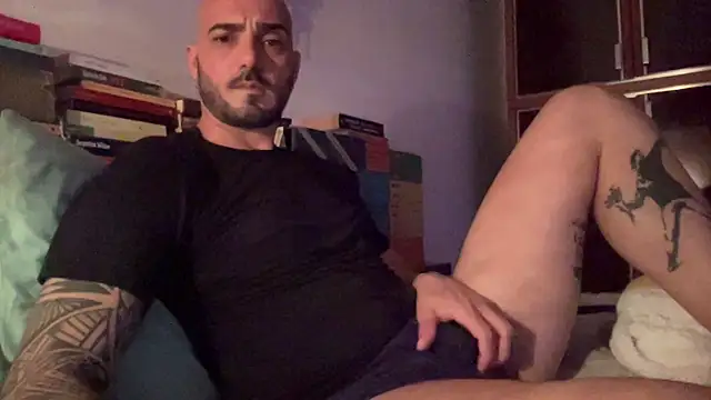 alessandromori91 online show from April 2026 08:20:02 PM