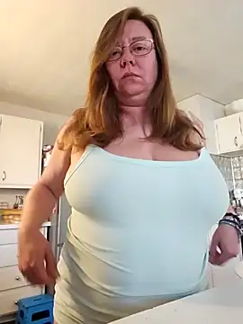 MsShelby40 online show from March 2025 04:07:02 PM