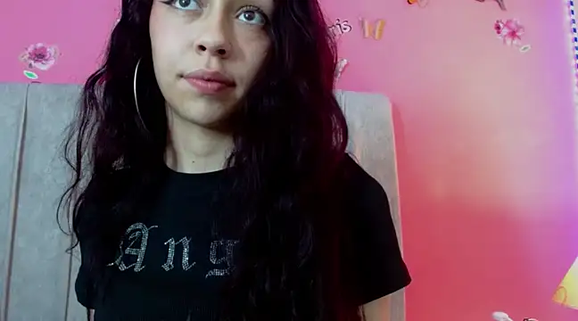 monicahotsex303av online show from March 2025 05:22:02 PM