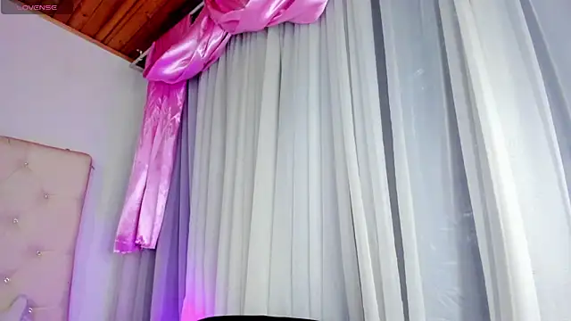 sophie pariss online show from January 2025 09:13:02 AM