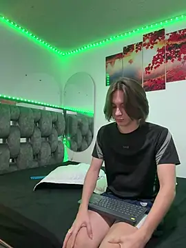 Alex and Fabian online show from March 2026 03:44:02 AM