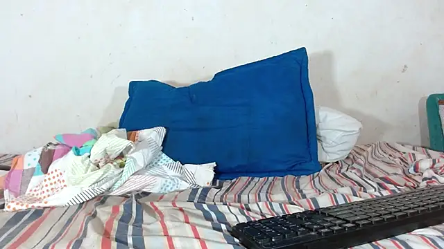 damian bottom bigcock online show from July 2026 10:05:01 PM
