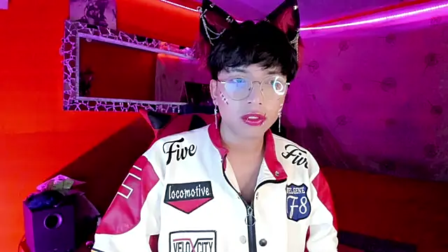 AnggelONfiree online show from October 2025 04:22:02 AM