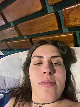 isadelasestrellas online show from February 2026 01:27:02 PM