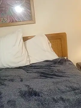 Snapshot of dcrick978 chatting on October 2025 12:21:02 AM dcrick978 online show from October 2025 12:21:02 AM