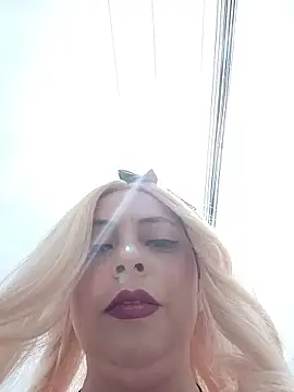 madelaine- online show from February 2026 06:12:01 PM