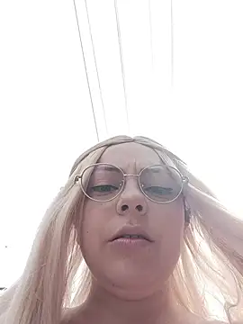 madelaine- online show from March 2026 06:55:01 PM