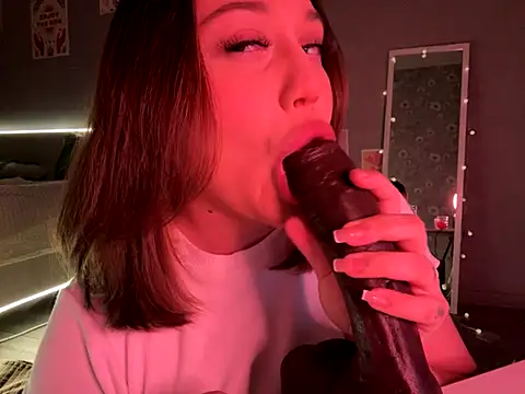 DaisyBooom online show from September 2025 06:13:01 PM