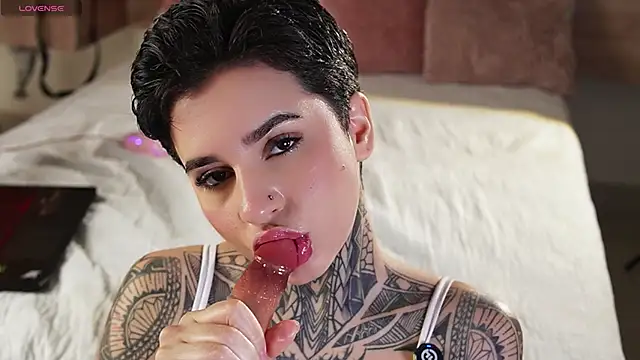 AliceShazaham  online show from March 2026 04:48:01 PM