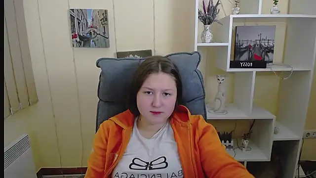  sofi smile online show from February 2025 12:41:01 AM