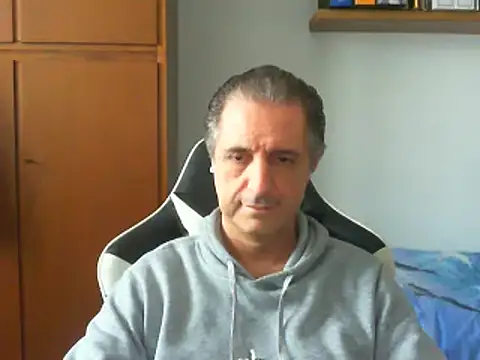 lliuk70mi online show from February 2025 12:44:02 PM