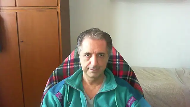 lliuk70mi online show from April 2026 03:25:01 PM