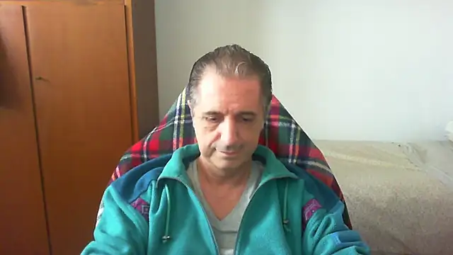 lliuk70mi online show from April 2026 12:33:02 PM