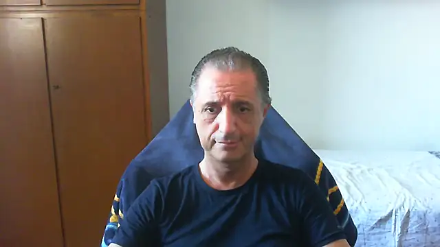 Snapshot of lliuk70mi chatting on May 2026 12:47:02 PM lliuk70mi online show from May 2026 12:47:02 PM