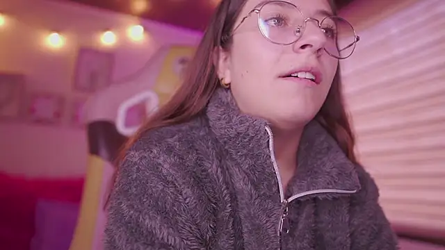 milly kenner online show from February 2026 07:12:01 PM